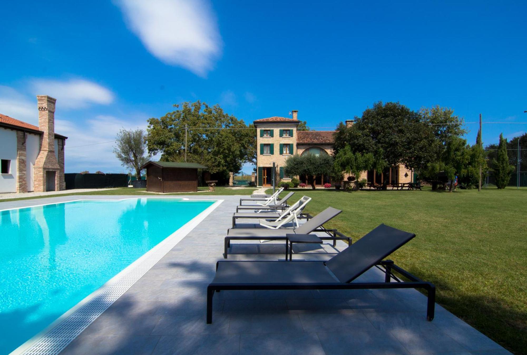 Вилла Casolare La Quercia Correzzola Экстерьер фото